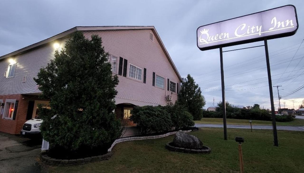 בנגור Queen City Inn מראה חיצוני תמונה
